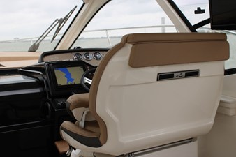 Sea Ray Sundancer 350 49 2018 Sea Ray Sundancer 350 50