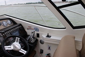 Sea Ray Sundancer 350 55 2018 Sea Ray Sundancer 350 56