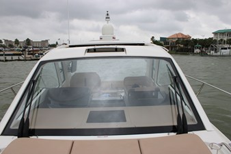 Sea Ray Sundancer 350 65 2018 Sea Ray Sundancer 350 66