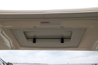 Sea Ray Sundancer 350 79 2018 Sea Ray Sundancer 350 80