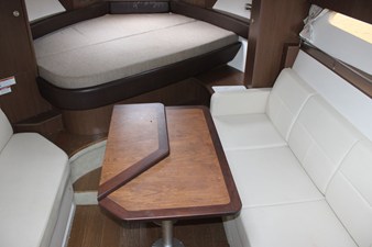 Sea Ray Sundancer 350 94 2018 Sea Ray Sundancer 350 95