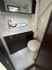 Cruisers Yachts 34 GLS South Beach Outboard 20 2024 Cruisers Yachts 34 GLS South Beach Outboard 21