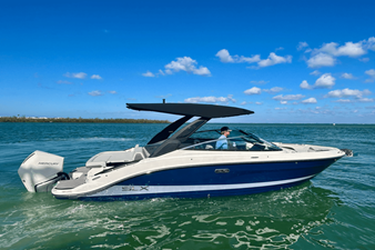 Sea Ray SLX 260 Outboard 1 2025 Sea Ray SLX 260 Outboard 2