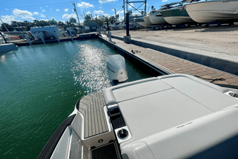 Sea Ray SLX 260 Outboard 4 2025 Sea Ray SLX 260 Outboard 5