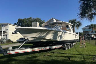 Boston Whaler 350 REALM 2 2021 Boston Whaler 350 REALM 3