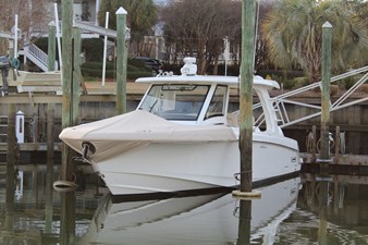 Boston Whaler 350 REALM 11 2021 Boston Whaler 350 REALM 12