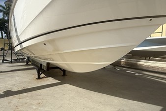 Boston Whaler 320 VANTAGE 8 2018 Boston Whaler 320 VANTAGE 9