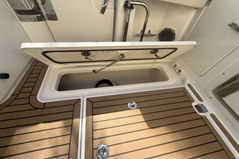 Boston Whaler 320 VANTAGE 21 2018 Boston Whaler 320 VANTAGE 22