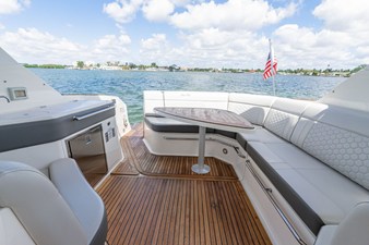 Sea Ray 320 SUNDANCER OB 17 2024 Sea Ray 320 SUNDANCER OB 18