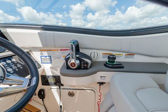 Sea Ray 320 SUNDANCER OB 30 2024 Sea Ray 320 SUNDANCER OB 31