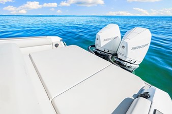 Aviara AV28 Outboard 19 2025 Aviara AV28 Outboard 20
