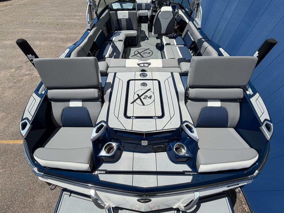 2022 Mastercraft X24 9