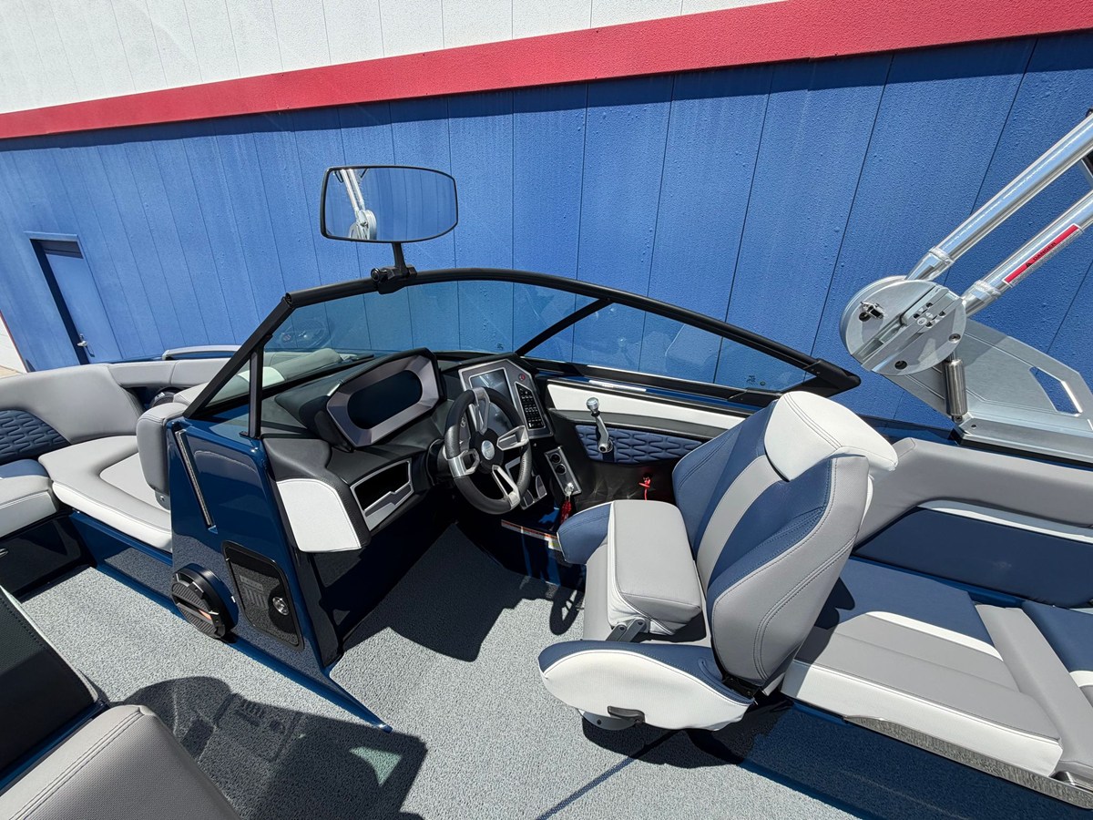 2022 Mastercraft X24 26