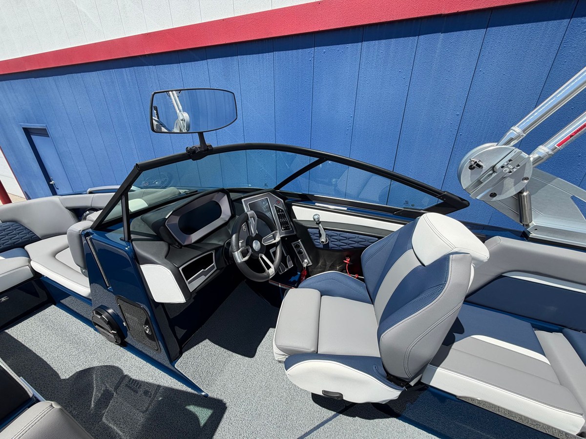 2022 Mastercraft X24 27