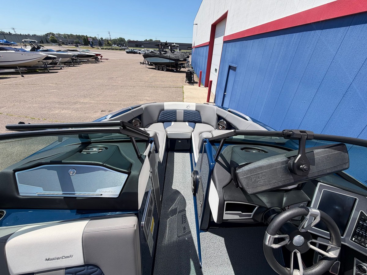 2022 Mastercraft X24 32