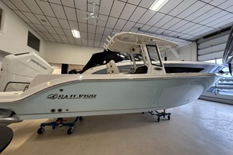 Sailfish 252 CC 2 2026 Sailfish 252 CC 3