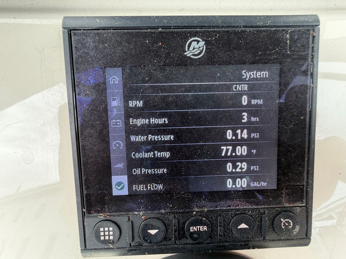 2024 Scout 231 XSB 13