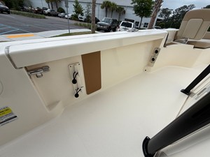 2024 Scout 231 XSB 16
