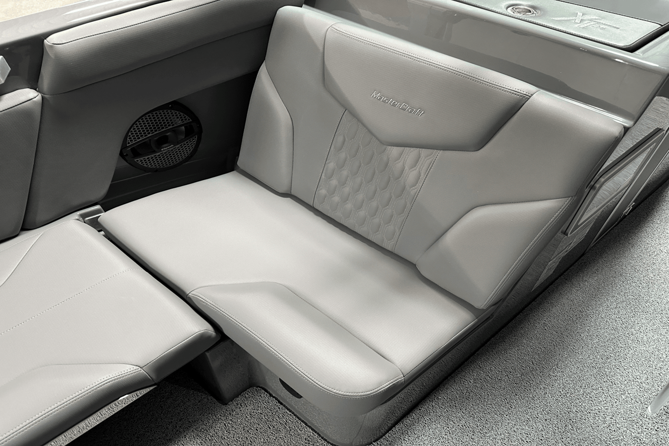 2025 Mastercraft XT24 79