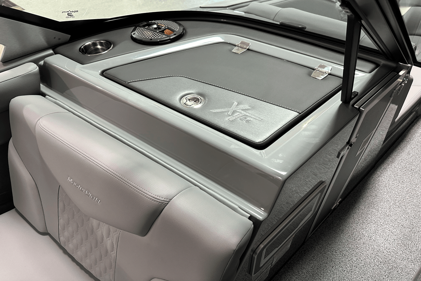 2025 Mastercraft XT24 82