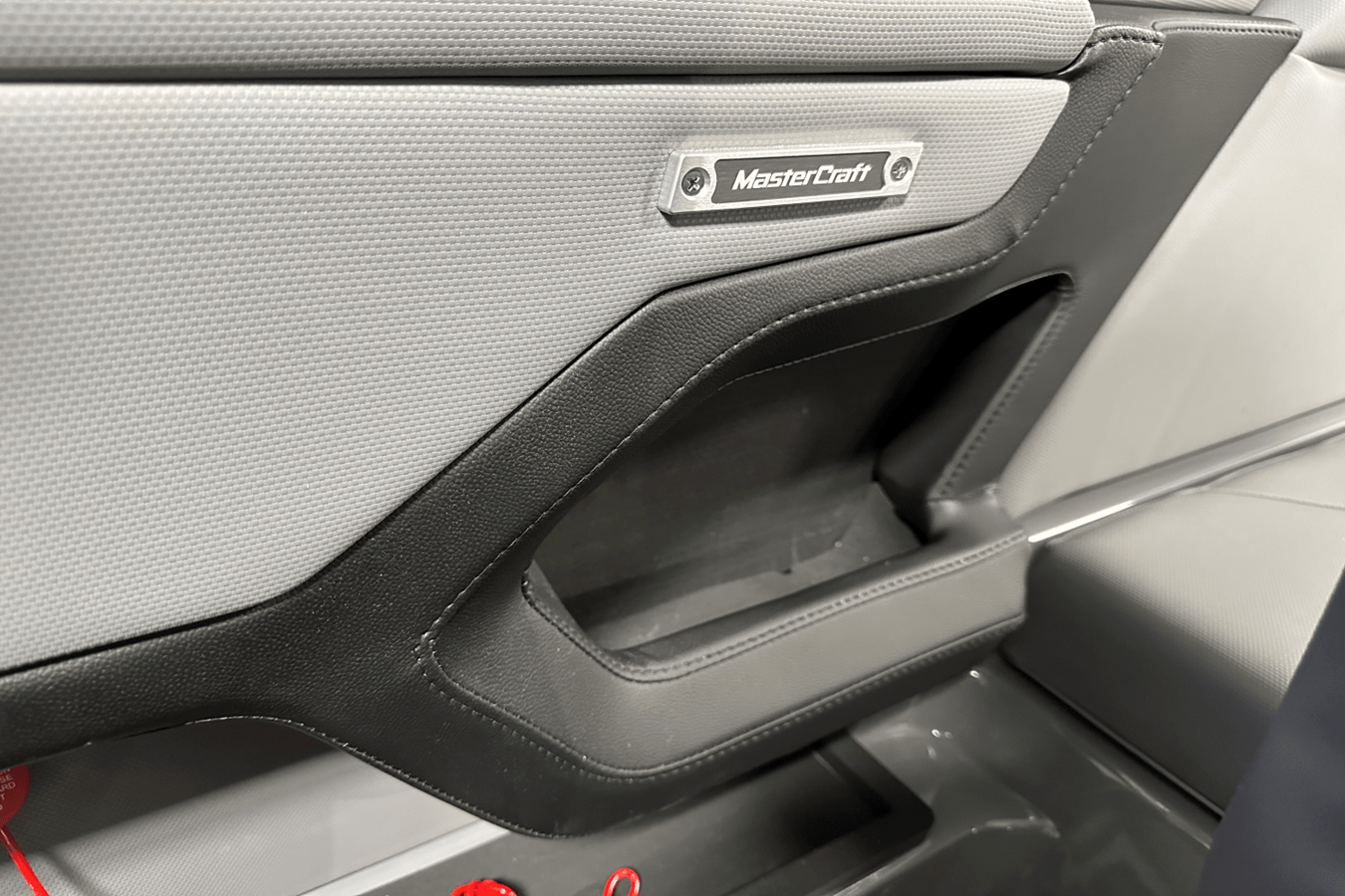2025 Mastercraft XT24 108