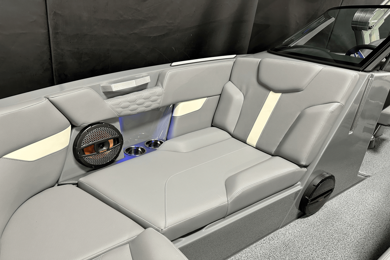 2025 Mastercraft XT24 120