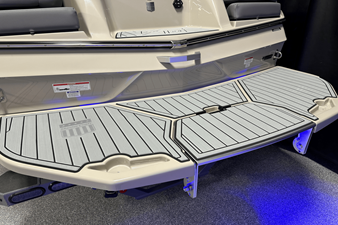 2025 Mastercraft XT24 19