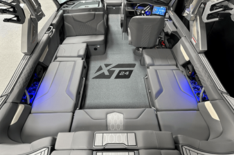 2025 Mastercraft XT24 37