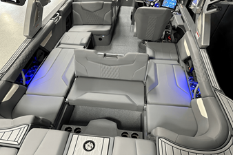 2025 Mastercraft XT24 44
