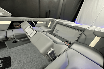 2025 Mastercraft XT24 45