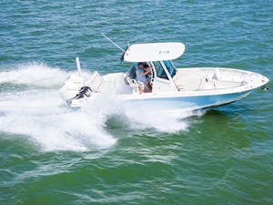 Boston Whaler DAUNTLESS 6 2023 Boston Whaler DAUNTLESS 7