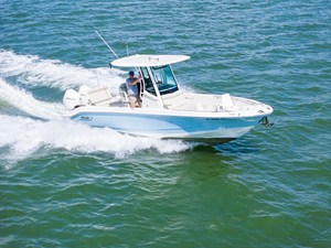 Boston Whaler DAUNTLESS 7 2023 Boston Whaler DAUNTLESS 8