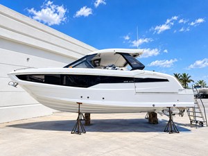 Galeon 325 GTO 1 2023 Galeon 325 GTO 2