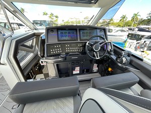 Galeon 325 GTO 8 2023 Galeon 325 GTO 9