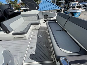 Galeon 325 GTO 16 2023 Galeon 325 GTO 17