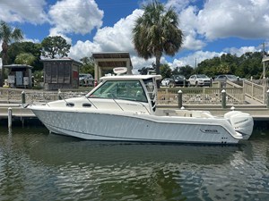 Boston Whaler 315 Conquest 1 2018 Boston Whaler 315 Conquest 2