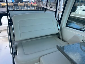 Boston Whaler 315 Conquest 16 2018 Boston Whaler 315 Conquest 17