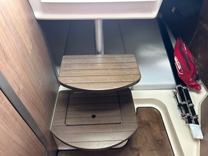Boston Whaler 315 Conquest 25 2018 Boston Whaler 315 Conquest 26