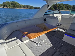 Sea Ray SLX 400 32 2020 Sea Ray SLX 400 33