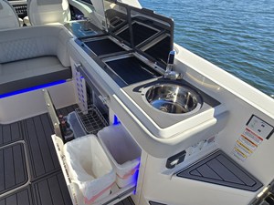 Sea Ray SLX 400 37 2020 Sea Ray SLX 400 38