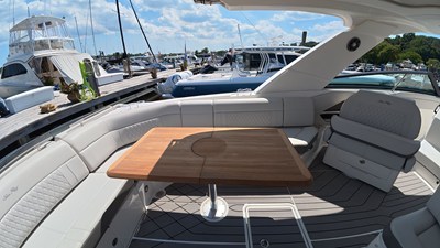 Sea Ray SLX 400 6 2022 Sea Ray SLX 400 7