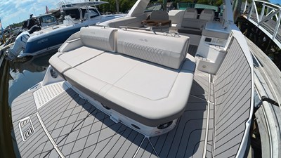 Sea Ray SLX 400 7 2022 Sea Ray SLX 400 8