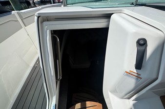 Sea Ray SLX 400 28 2022 Sea Ray SLX 400 29