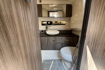 Sea Ray SLX 400 33 2022 Sea Ray SLX 400 34