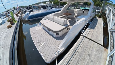 Sea Ray SLX 400 43 2022 Sea Ray SLX 400 44