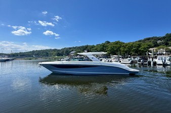 Sea Ray SLX 400 44 2022 Sea Ray SLX 400 45