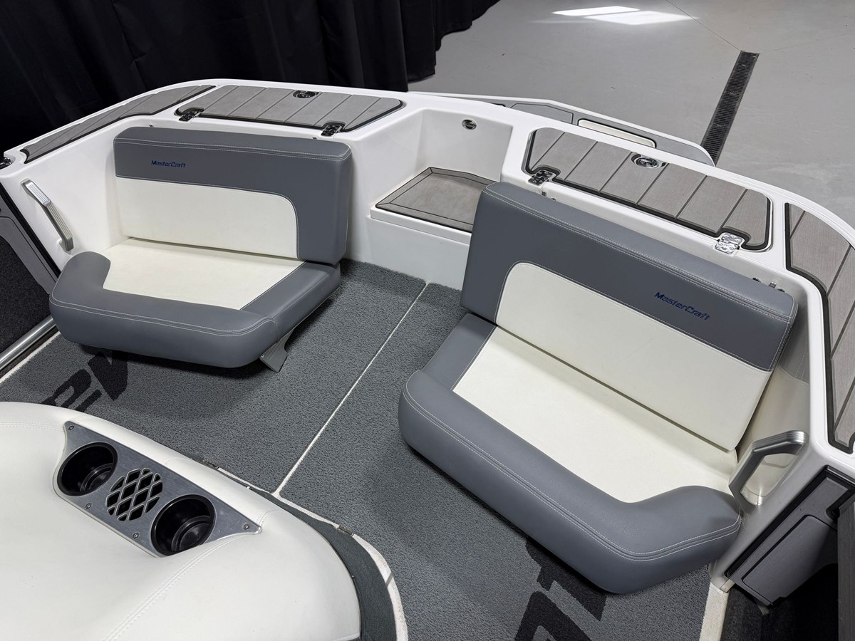 2020 Mastercraft PROSTAR 14