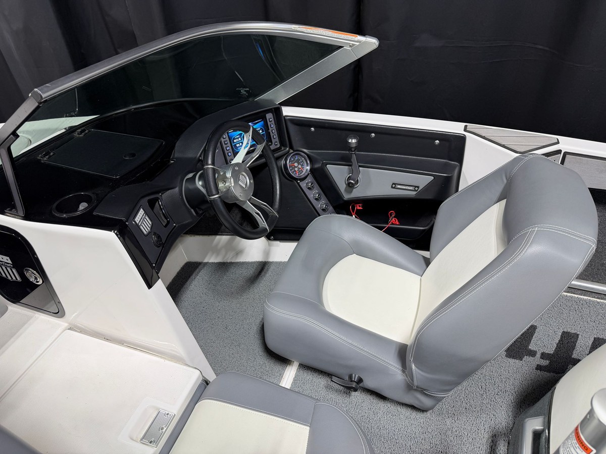 2020 Mastercraft PROSTAR 31