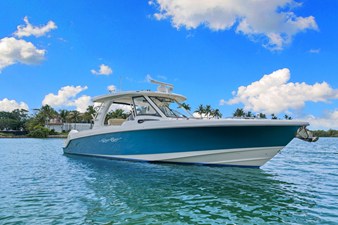 Boston Whaler 350 REALM 9 2020 Boston Whaler 350 REALM 10