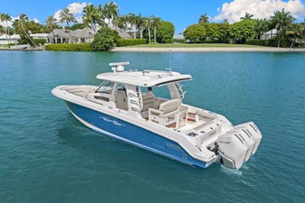 Boston Whaler 350 REALM 13 2020 Boston Whaler 350 REALM 14
